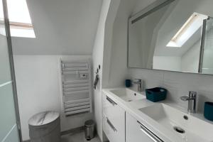 Nice little house for 6 people near the river Canche