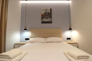 Sarande Luxury Central apartment Reni Risi