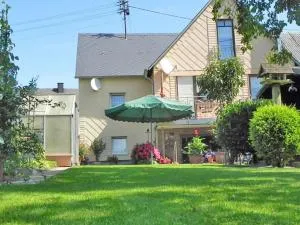 Haus Gertrud Comfortable holiday residence - Andel