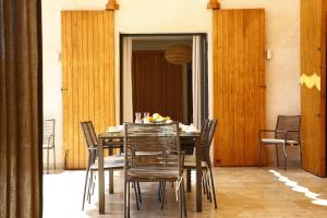 Salamouni Villa ideal for family, 4-6 chambres, 8-12 personnes