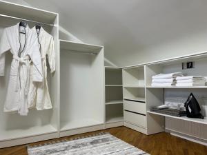 SevenEleven Apartments