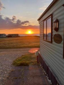 Gwêl y Gorwel- Horizon View