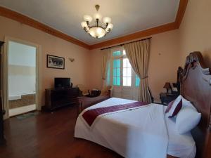 Biệt Thự 3 Phòng Ngủ (Three-Bedroom Villa)