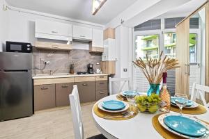 Crystal Bay - Pool & Spa Beach Resort