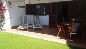 Casa ARCO IRIS avec Jardin et Terrasse - piscine et jacuzzi partagés - by Cathy Ducoin - El Calón