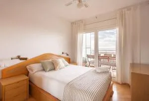 Sunset oceanfront - Les Botigues de Sitges 