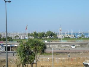 Hotels Hotel La Renaissance : Chambre Triple Confort avec Vue sur Mer 