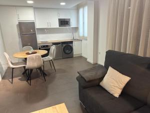 Coello31 - Apartamento céntrico y tranquilo, con piscina y parking