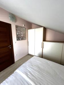 The Sun Terrace Apartment Rogoznica