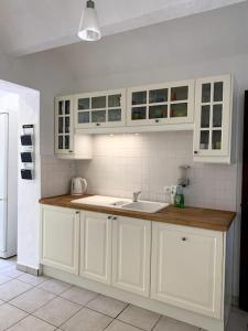 Villas Villa in Provence - Amazing View from Pool Terrace : photos des chambres