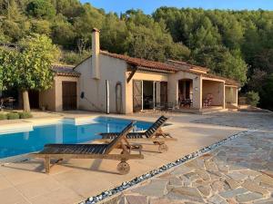 Villas Villa in Provence - Amazing View from Pool Terrace : photos des chambres