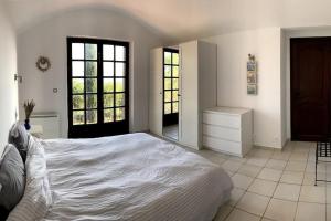 Villas Villa in Provence - Amazing View from Pool Terrace : photos des chambres