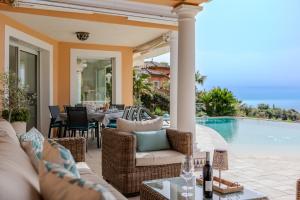 Provenzalische Villa Maison des Loups - Garten mit Meerblick und Infinity Pool by Riviera HomeLife