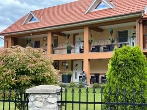 Casa Antonia - Pietroasa