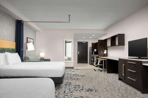 Queen Studio with Two Queen Beds - Mobility and Hearing Access/Non-Smoking room in Home2 Suites by Hilton Knoxville West