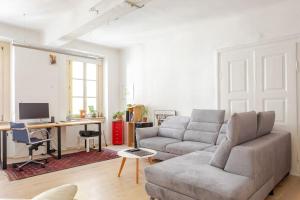 Artistic Studio Quiet Crusader Street Apartment 