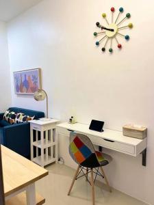 1BR Suite near Megamall, Boni & Shaw MRT Station