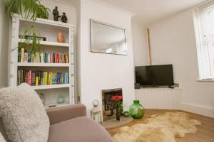 Cosy town house near The Castle - Pass the Keys