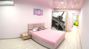 Apartment near metro Pozniaky