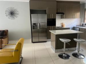 Vics place - With backup power