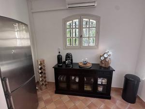 Maison avec Piscine Privée, Climatisation et Vue Mer - FR-1-768-69
