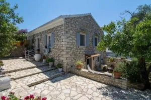 villa Thodoros sleeps 6 - Arvanitakaíïka
