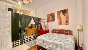 Căn Hộ (Apartment)