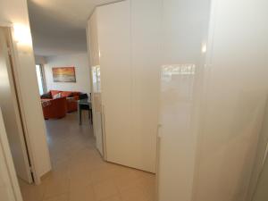 Appartement 2P Calme avec Piscine et Parking - Terrasse, Proche Plages et Centre de Menton - FR-1-196-239