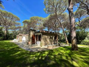 Villa in Pineta di Roccamare