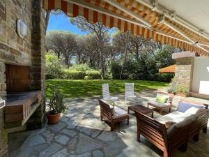 Villa in Pineta di Roccamare