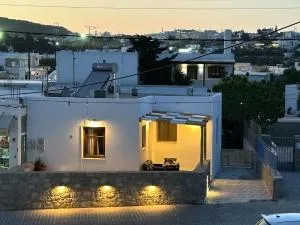 LaCasaCentrale - 普拉卡米洛斯