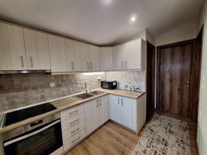 Luxury suite with sea and Olympus view