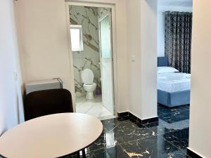 Redis Seaview Apartments