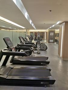 Moa shore 3 residence - Hotels, Manila