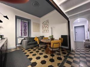 Lovely art&design 2 bdrms flat