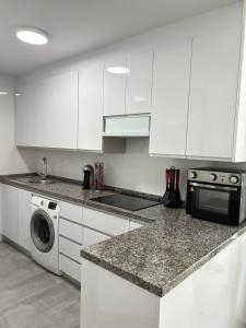Diana Apartment - Terrace and Pool - 80m from the Beach