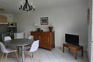 Appartements Appartement solaire duplex avec terrasse en bois : photos des chambres