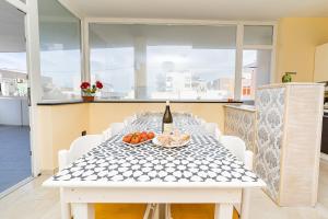 Venezia Rooftop - center - big balcony - by Click Salento