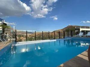 Departamento de Lujo con Piscina - Sacaba