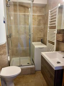 Appartements T3 les Angles entierement renove : photos des chambres