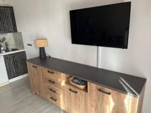 Appartements T3 les Angles entierement renove : photos des chambres