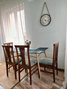 Glarus Apartment with Infinity Sea View