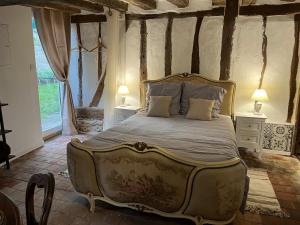 B&B / Chambres d'hotes Le Grand Faubourg les Gites Ecurie et La Faiencerie : photos des chambres