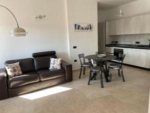 La Maison Apache Gonnesa Cod IUN: R8196