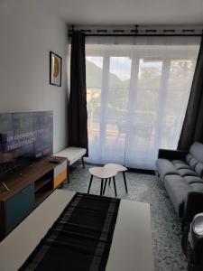 Charmant logement avec 2 chambres jusquà 6 voyageurs proche centre ville