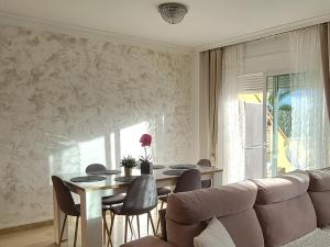 Charming Apartment with a Cozy Terrace