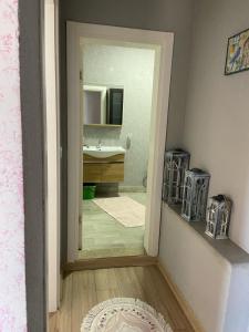 Deniz manzaralı full eşyalı daire