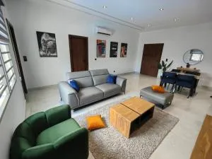 Tropical Extaz, Luxe, modernité et passion - Agblangandan