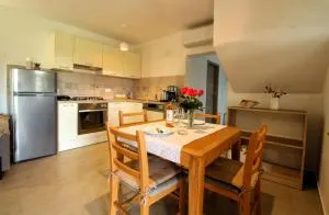 Holiday Home ZORA - Radovani