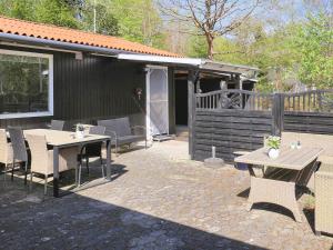 6 person holiday home in Hadsund-By Traum